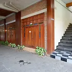 RedDoorz Syariah near Menara Kudus